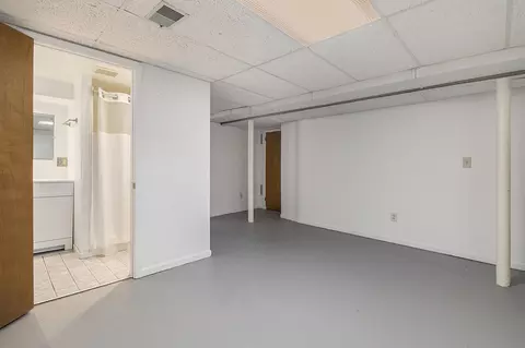 2015 Devolson Ave, Ann Arbor, MI 48104 photo 33