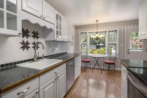 2015 Devolson Ave, Ann Arbor, MI 48104 photo 14