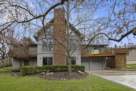3980 Loch Alpine Dr E, Ann Arbor, MI 48103