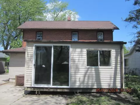 631 W 5th St, Monroe, MI 48161 photo 2