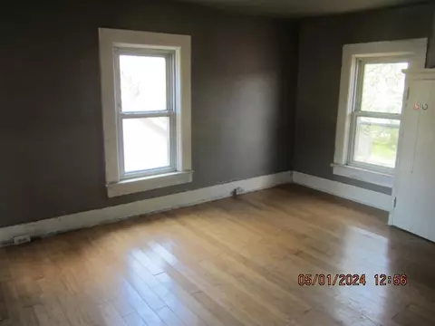 631 W 5th St, Monroe, MI 48161 photo 4