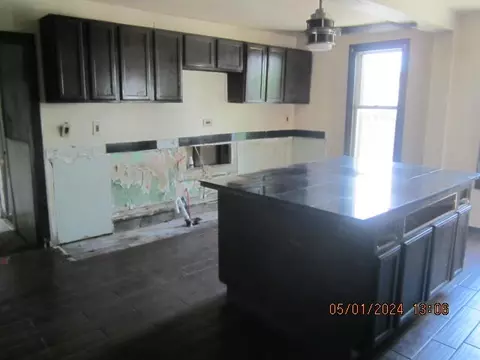 631 W 5th St, Monroe, MI 48161 photo 5