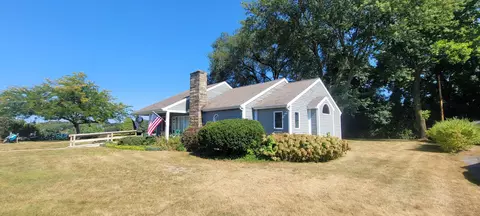 17 N Peach St, Hart, MI 49420