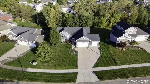 3465 City Ridge Ct, Hudsonville, MI 49426