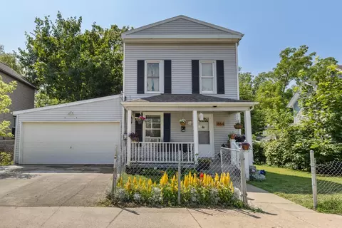 864 4th St NW, Grand Rapids, MI 49504