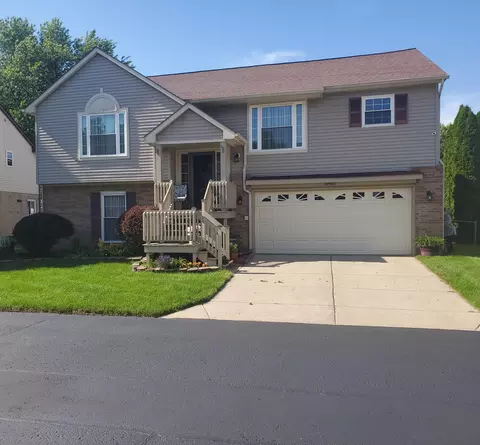 38566 Terry Ln, Westland, MI 48185