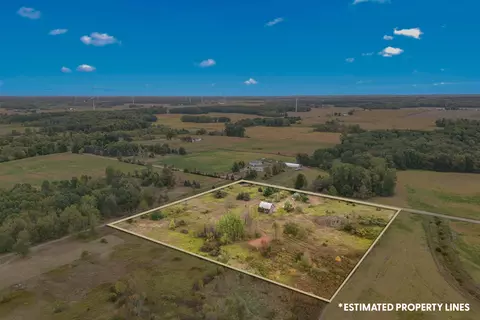 2660 Holcomb Rd, Hillsdale, MI 49242