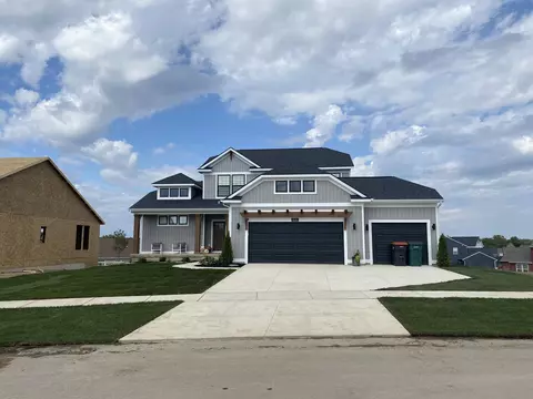 8231 Brickley St, Byron Center, MI 49315