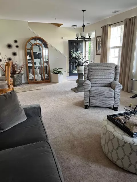 28960 Whitby Dr, Romulus, MI 48174 photo 7