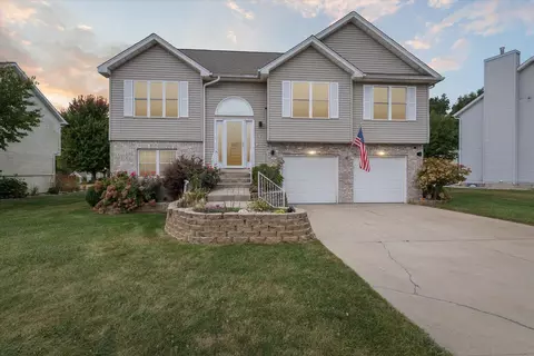 107 Kensington Ct, Battle Creek, MI 49015