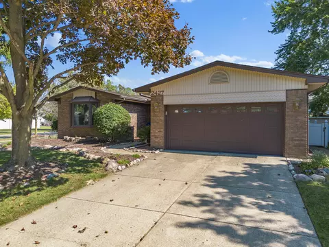 2427 Berwick Dr, Canton, MI 48188