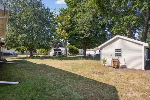1046 Lowe Dr, Marshall, MI 49068 photo 36