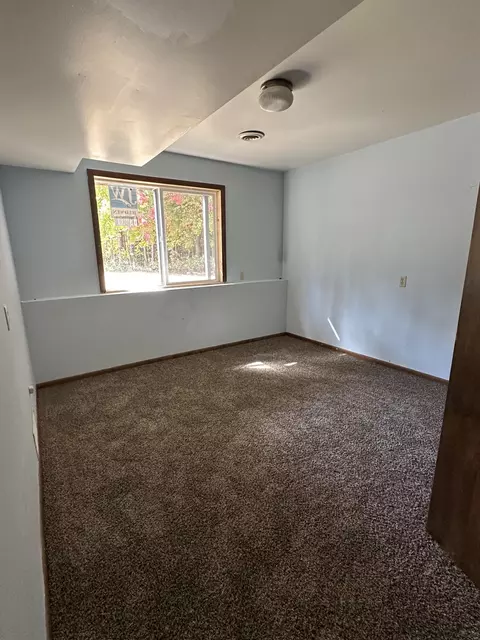 7658 S Coldwater Rd, Blanchard, MI 49310 photo 10