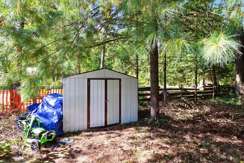 431 Maple St, Baldwin, MI 49304 photo 32