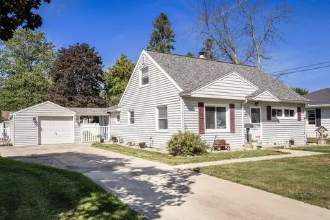 333 Bittersweet Ln, Battle Creek, MI 49015