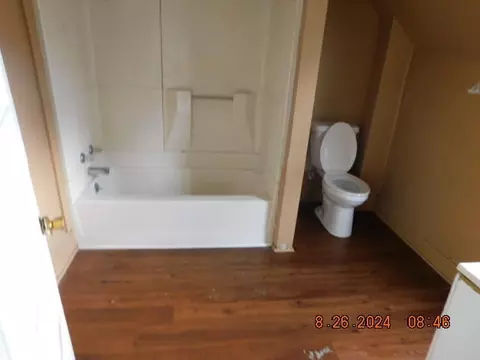 610 Adams St, Jackson, MI 49202 photo 7