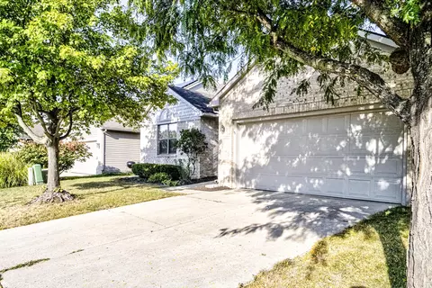 404 Colin Cir #94, Ann Arbor, MI 48103