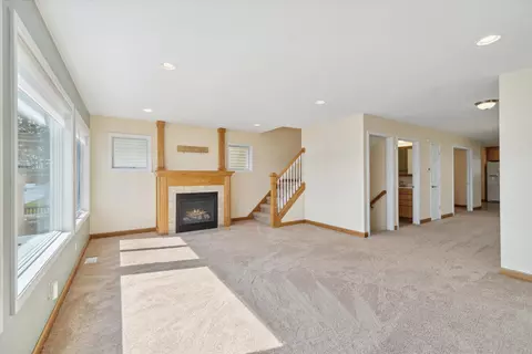 245 Highland Dr, Jackson, MI 49201 photo 9