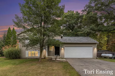 6255 S Johnson Rd, Greenville, MI 48838