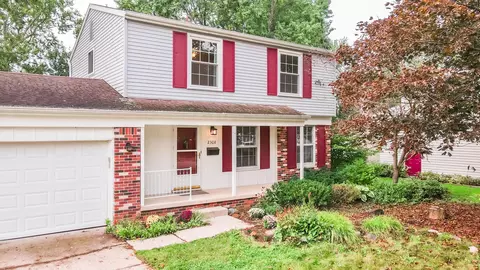 2308 Groesbeck Ave, Lansing, MI 48912