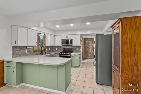 4365 24th St, Dorr, MI 49323 photo 7