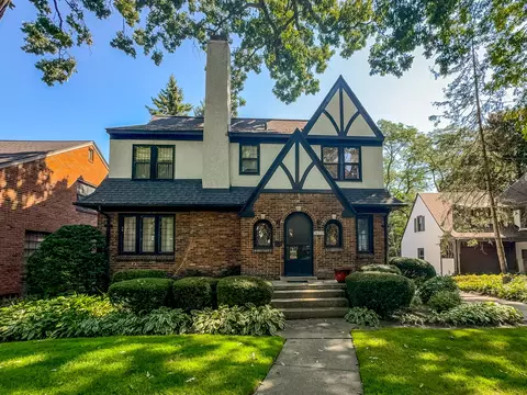 26536 Hendrie Blvd, Huntington Woods, MI 48070