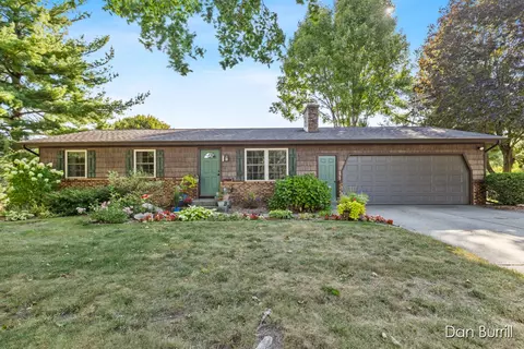 1001 76th St SE, Byron Center, MI 49315