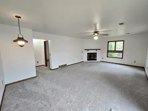 321 Spring St, Saline, MI 48176 photo 3