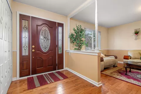 6805 Woonsocket St, Canton, MI 48187 photo 3