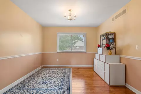6805 Woonsocket St, Canton, MI 48187 photo 7