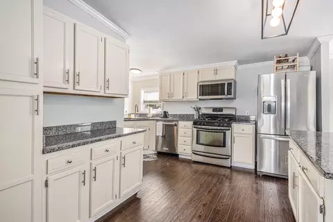 2151 Bronson St, Monroe, MI 48162 photo 10