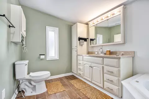2151 Bronson St, Monroe, MI 48162 photo 16