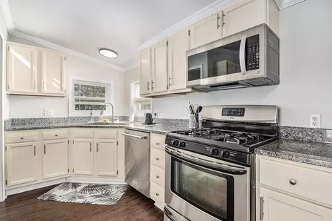 2151 Bronson St, Monroe, MI 48162 photo 11