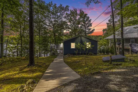 6399 N Larson Rd, Fountain, MI 49410