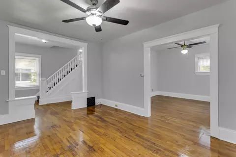 321 Carr St, Jackson, MI 49201 photo 9