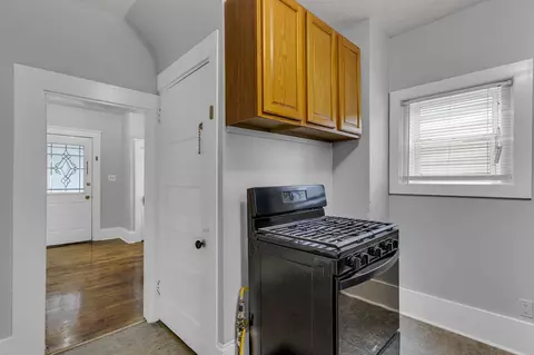 321 Carr St, Jackson, MI 49201 photo 17