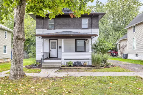321 Carr St, Jackson, MI 49201