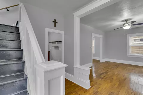 321 Carr St, Jackson, MI 49201 photo 5