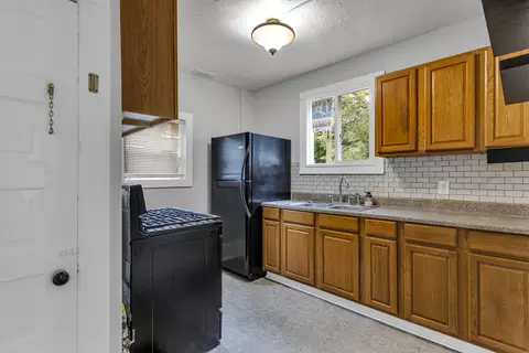 321 Carr St, Jackson, MI 49201 photo 16