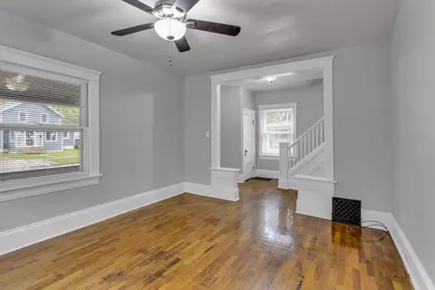 321 Carr St, Jackson, MI 49201 photo 10