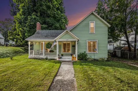 109 E Isabelle St, Belding, MI 48809