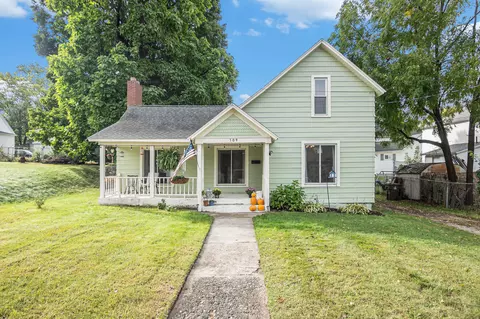 109 E Isabelle St, Belding, MI 48809 photo 2