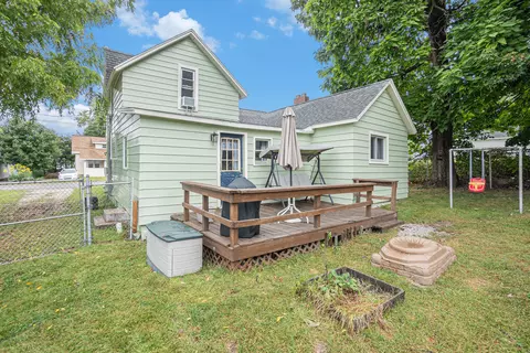 109 E Isabelle St, Belding, MI 48809 photo 24