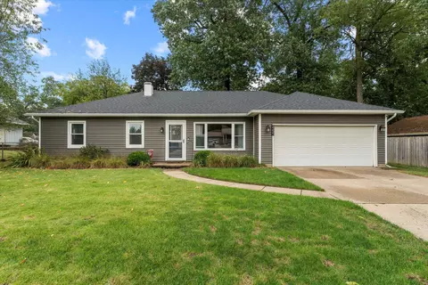 2255 W Fair Oaks St W, Niles, MI 49120