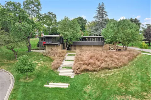 830 Avon Rd, Ann Arbor, MI 48104