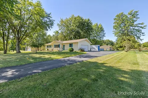 8811 Kraft Ave SE, Caledonia, MI 49316