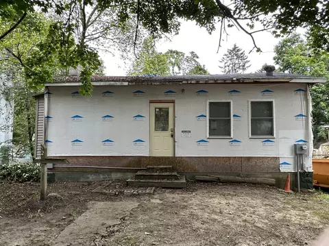 320 N Marshall Ave, Marshall, MI 49068 photo 2