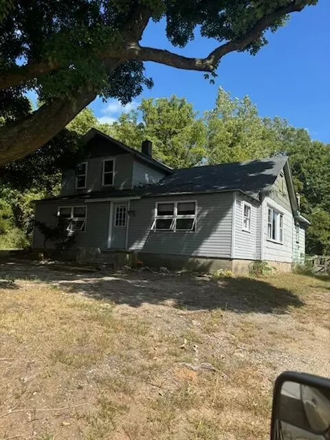 7345 59th St, Grand Junction, MI 49056