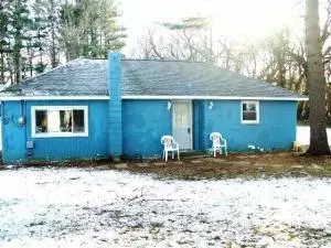 22773 Airline Rd, Sturgis, MI 49091