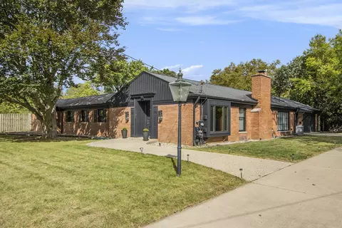 2503 Bruce Dr, Kalamazoo, MI 49008